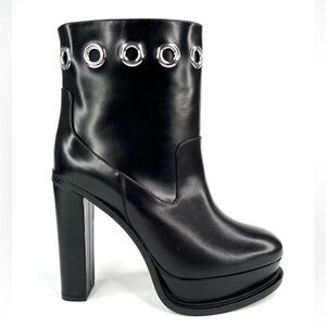 Alexander McQueen Eyelet Detailed Black Leather Platform Heel Boots Size EU 38.5